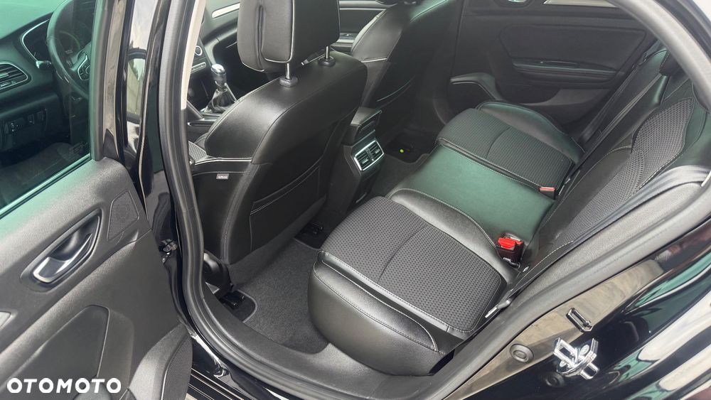 Renault Megane 1.2 16V TCe Energy Bose - 32