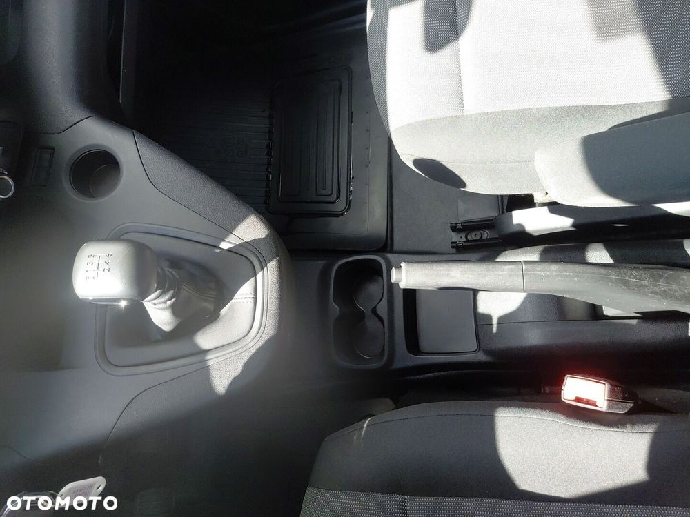 Toyota PROACE CITY - 25