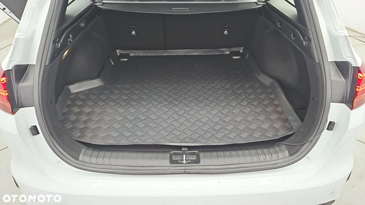 Kia Ceed 1.5 T-GDI M - 24