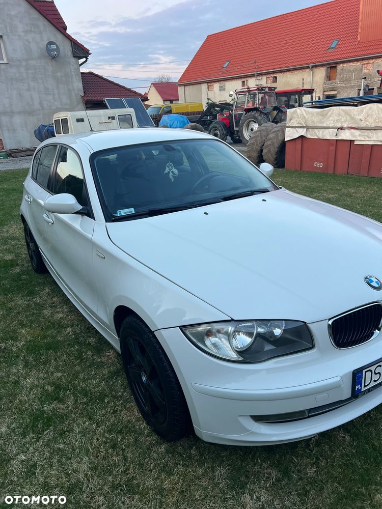 BMW Seria 1 - 22
