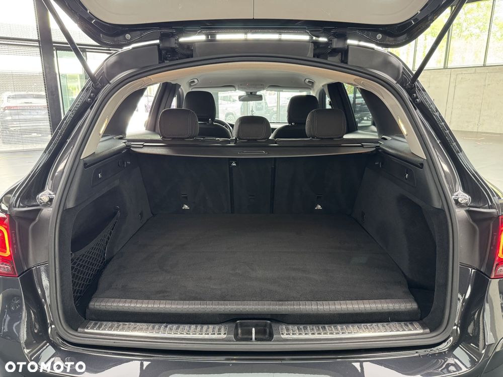 Mercedes-Benz GLC 300 e 4-Matic Business Edition - 19