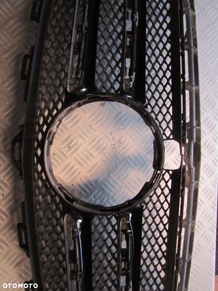 atrapa 2138880223 - 3