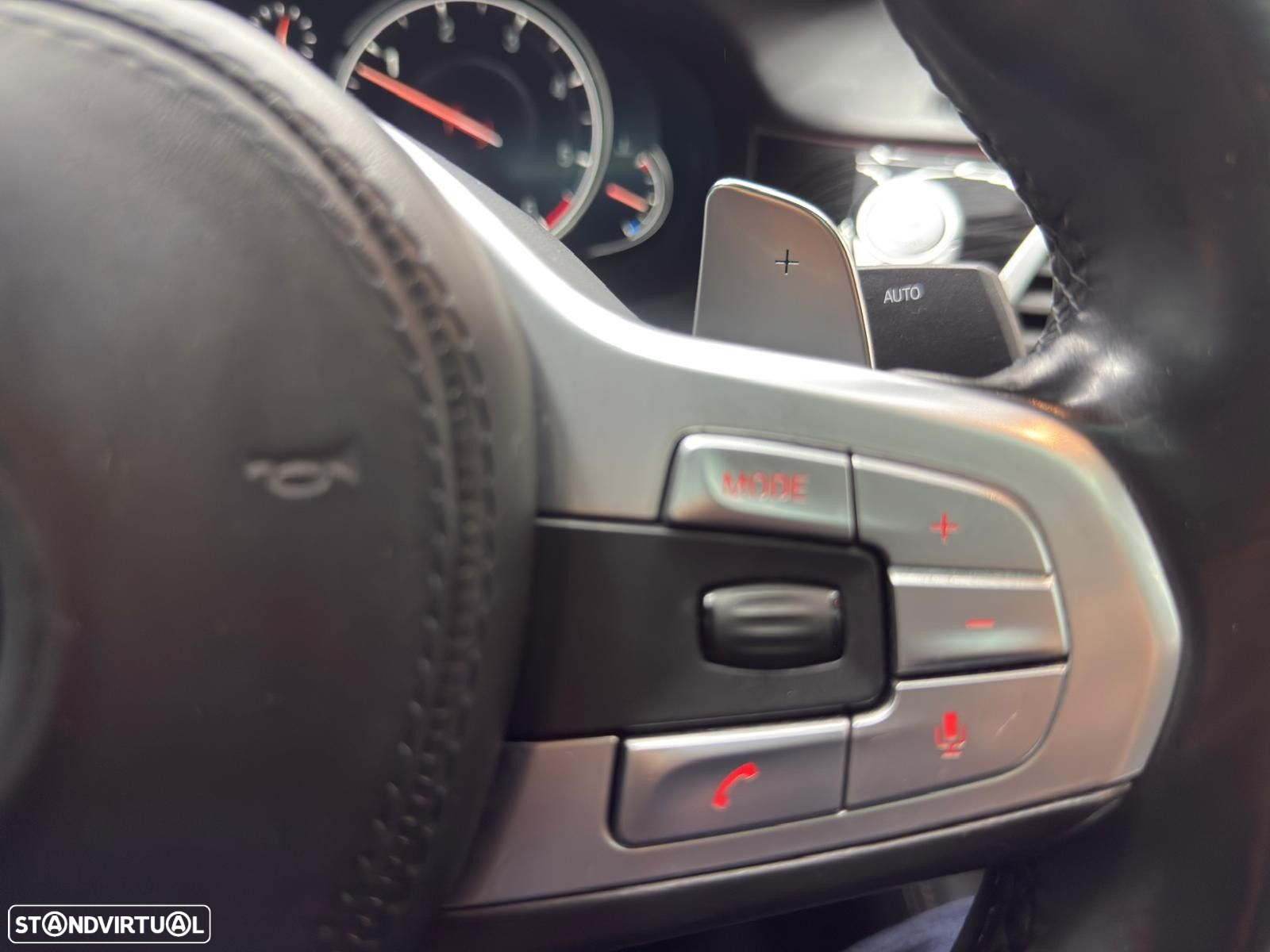 BMW 740 d xDrive Pack M - 18
