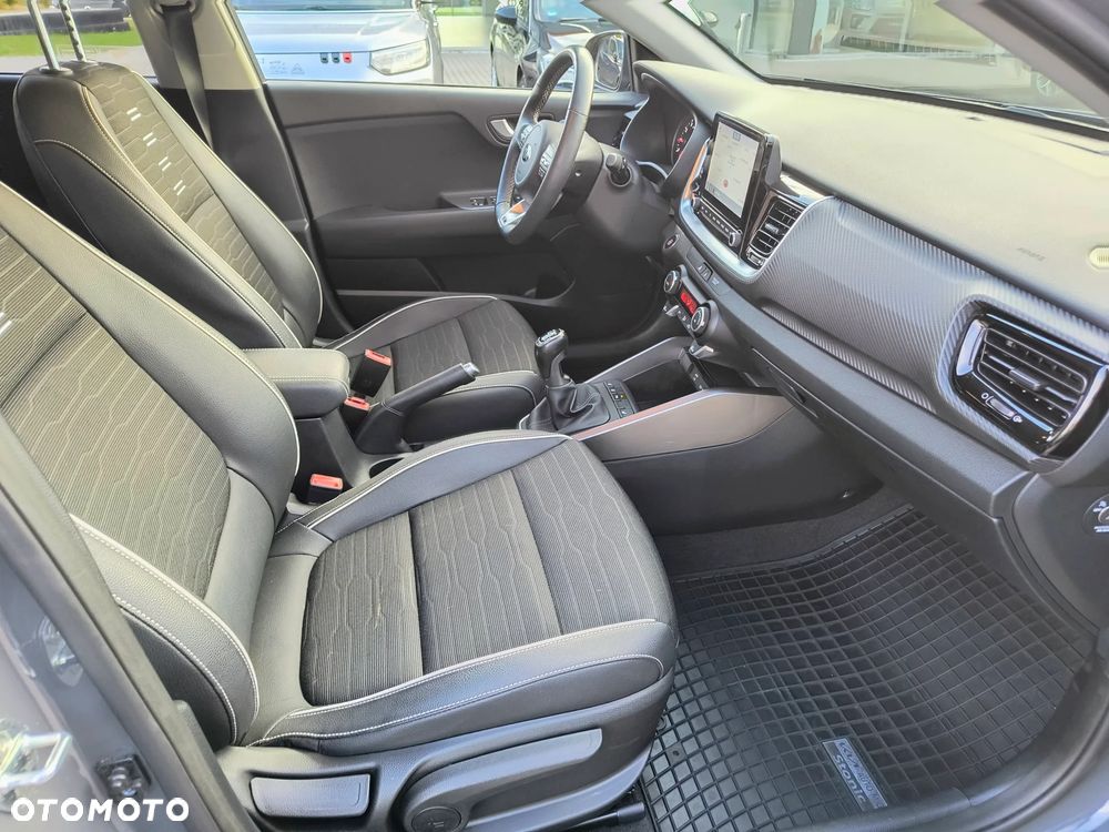 Kia Stonic 1.0 T-GDI GT Line - 13