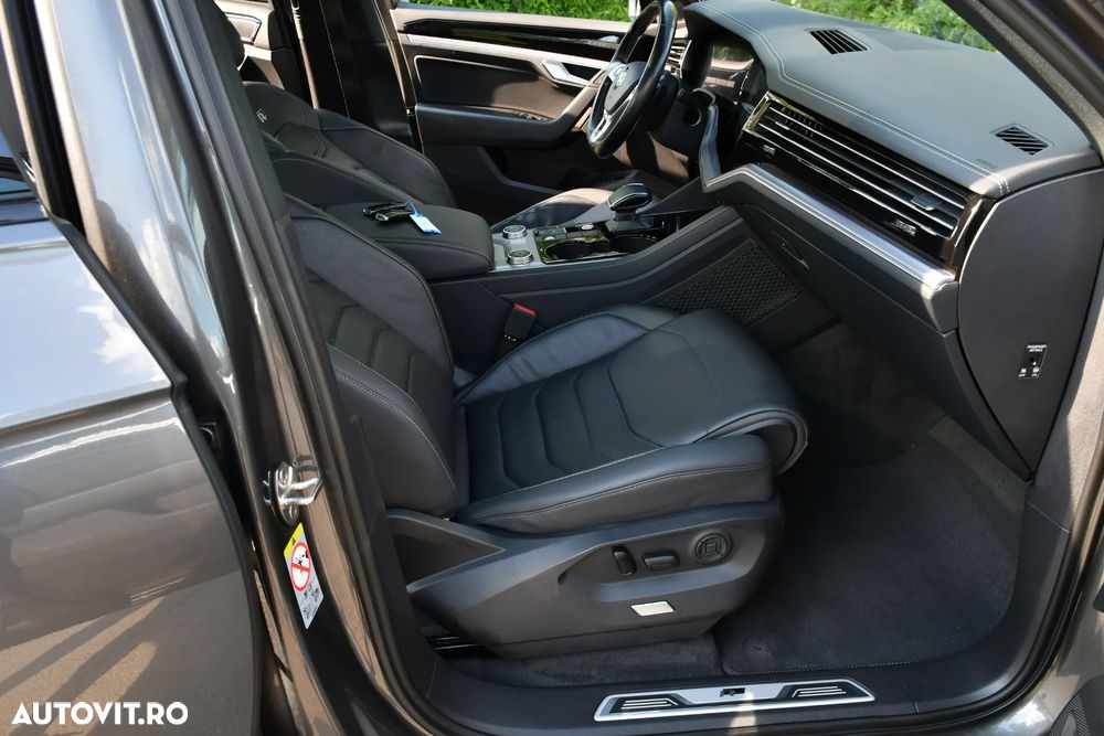 Volkswagen Touareg V6 TDI SCR 4Motion Aut. R-Line FINAL EDITION - 28