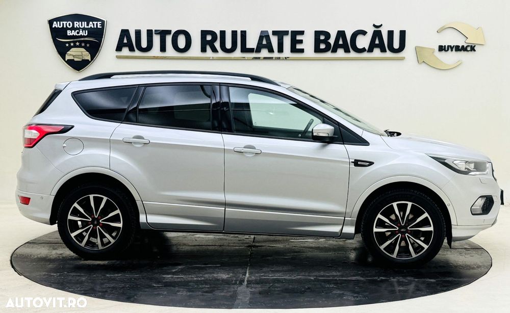 Ford Kuga 1.5 EcoBoost 2WD Titanium - 4