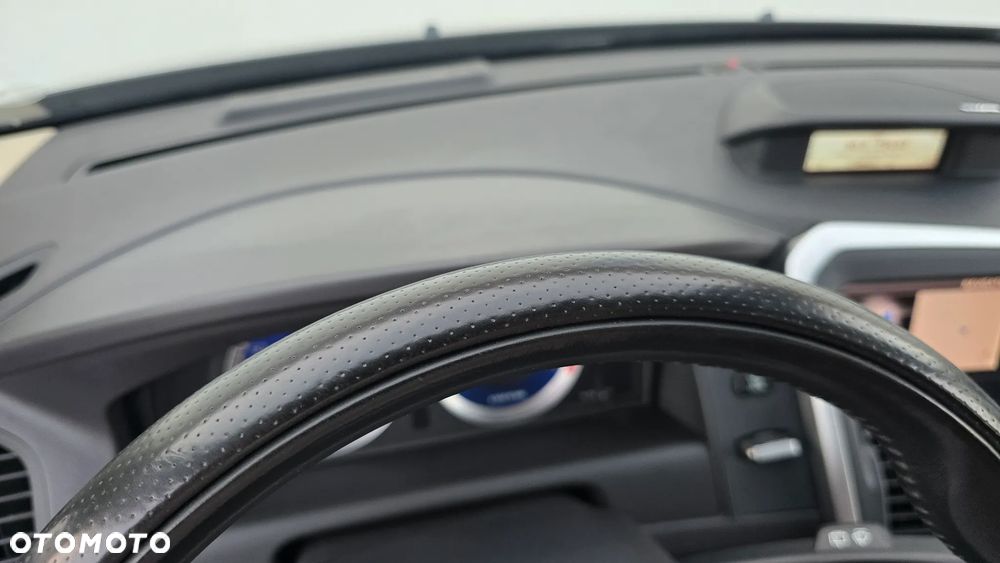 Volvo XC 60 T6 AWD RDesign - 15