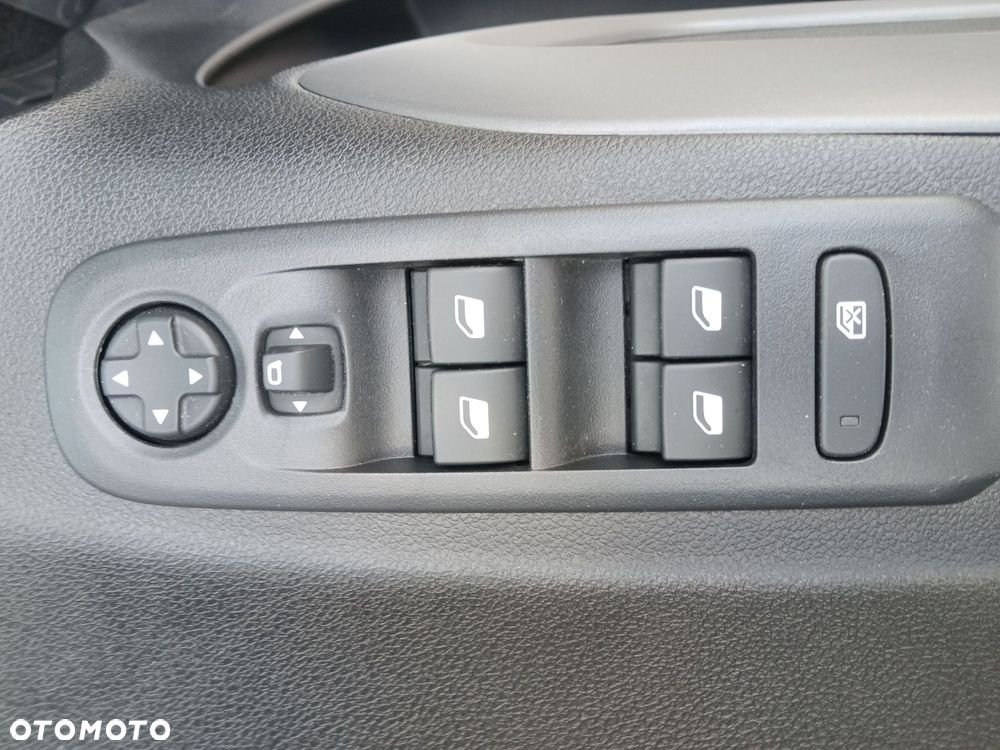 Toyota Proace City Verso 1.2 D-4T Business - 17