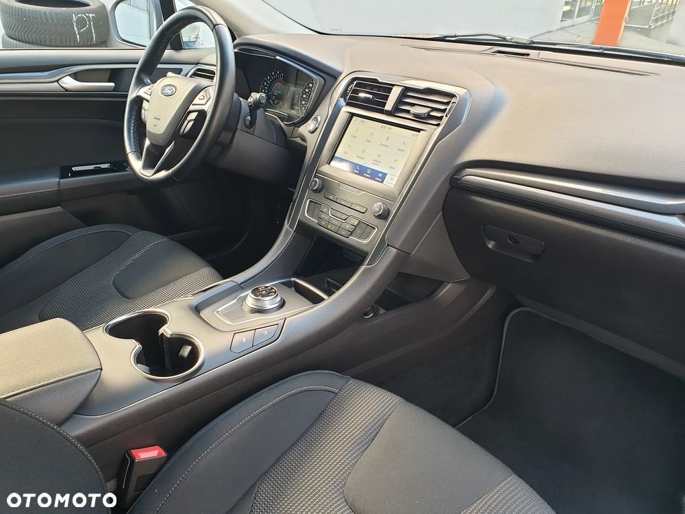 Ford Mondeo 2.0 EcoBlue Titanium - 19