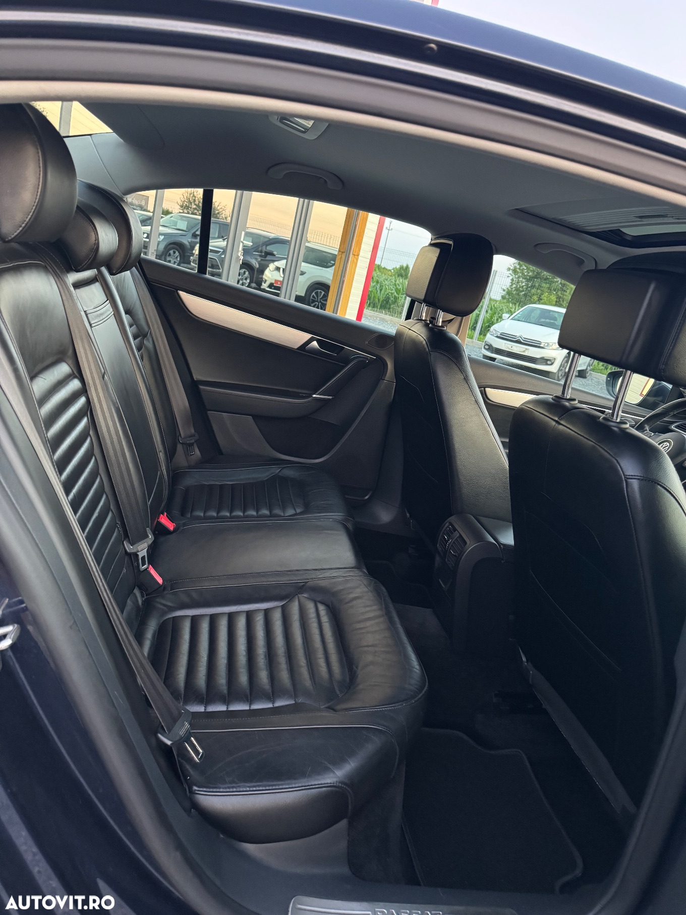 Volkswagen Passat Variant 1.6 TDI (BlueMotion Technology) Comfortline - 10