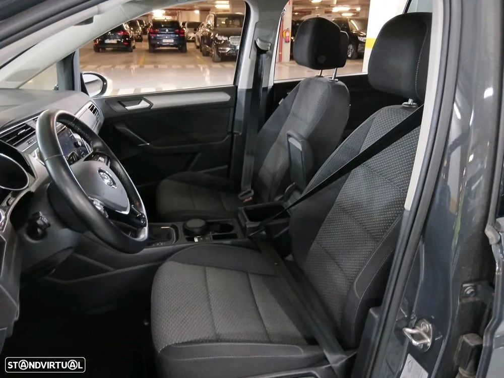 VW Touran 2.0 TDI Confortline DSG - 5