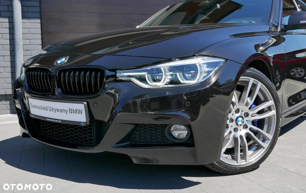 BMW Seria 3 330i M Sport - 4