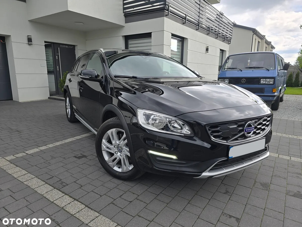 Volvo V60 Cross Country D3 Geartronic Momentum - 3