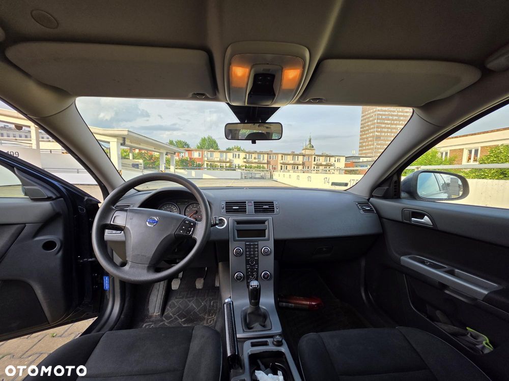 Volvo V50 2.0 Momentum - 9