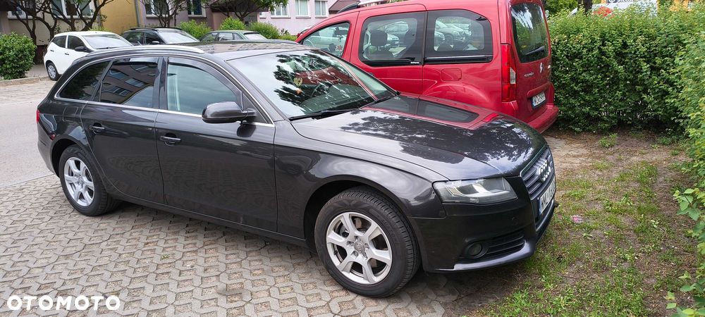 Audi A4 Avant - 4