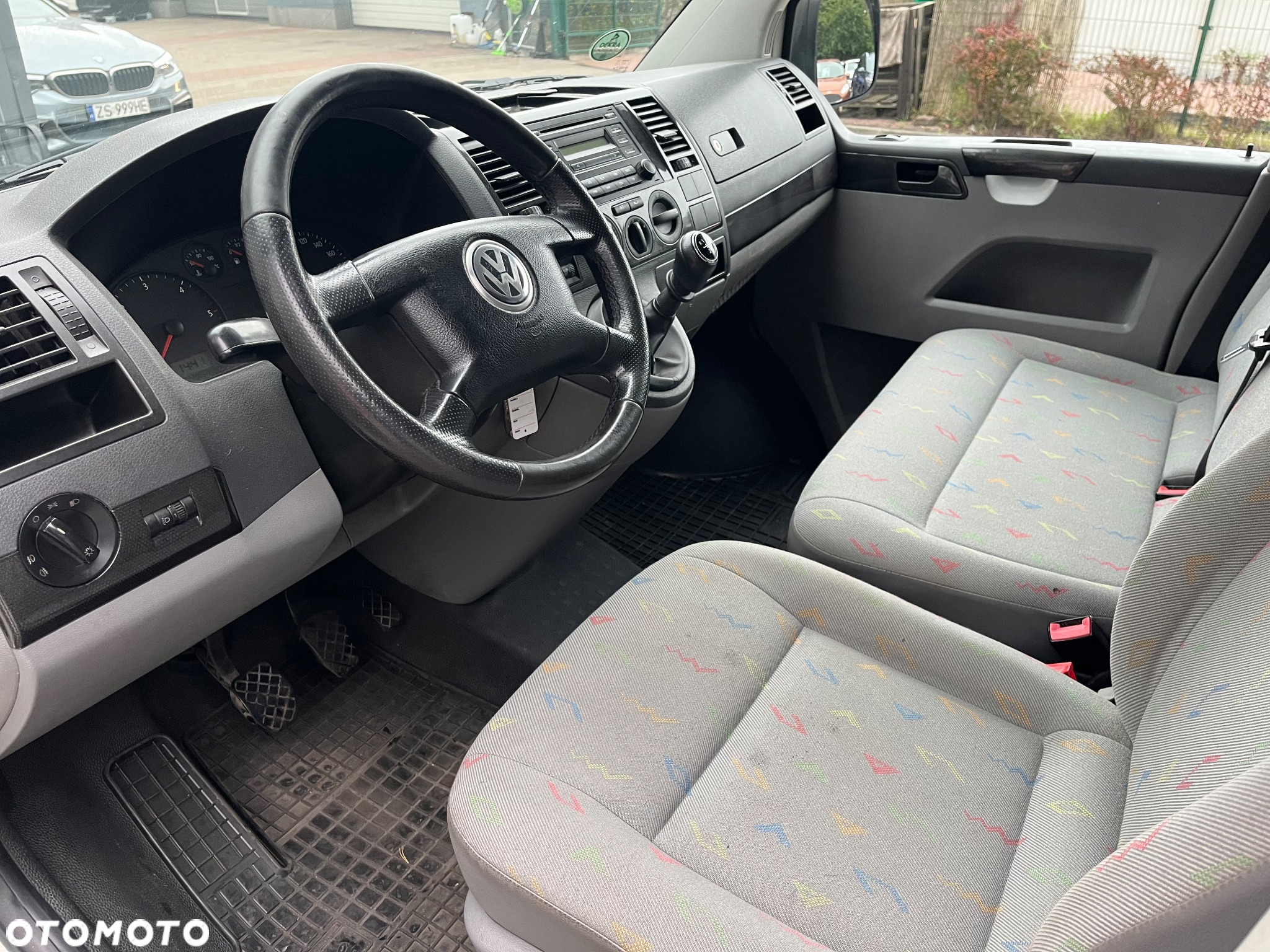 Volkswagen Transporter Shuttle TDI L2 - 17