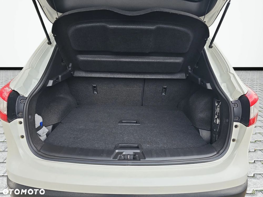 Nissan Qashqai 1.2 DIG-T Tekna EU6 - 30
