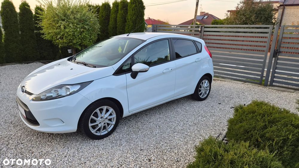 Ford Fiesta 1.25 Celebration - 6