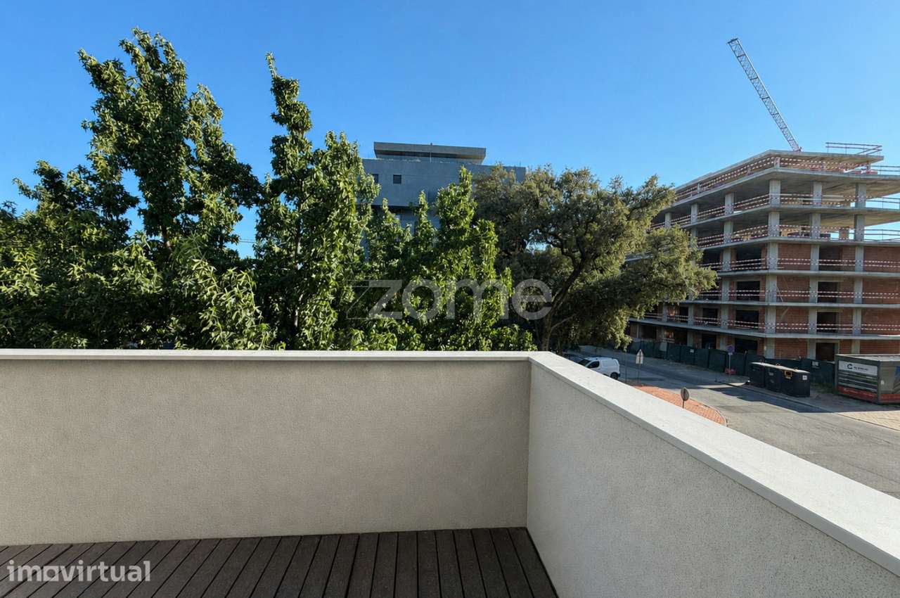 Apartamento T3 Duplex com Garagem Fechada no Talvai - Grande imagem: 3/33