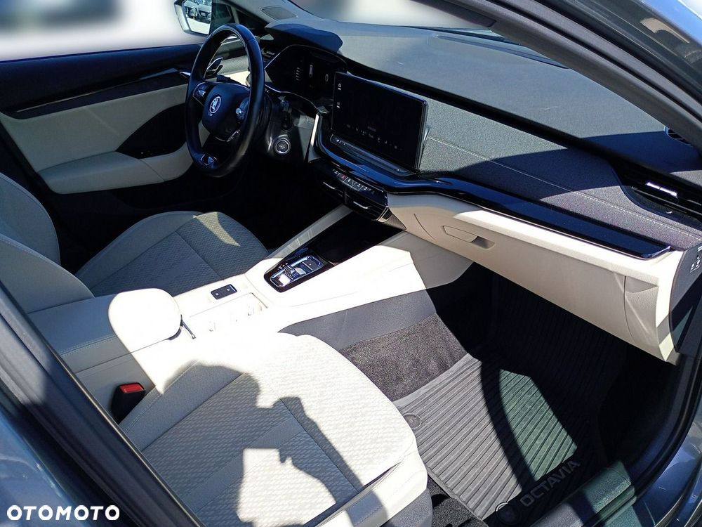 Skoda Octavia 2.0 TDI Style DSG - 27