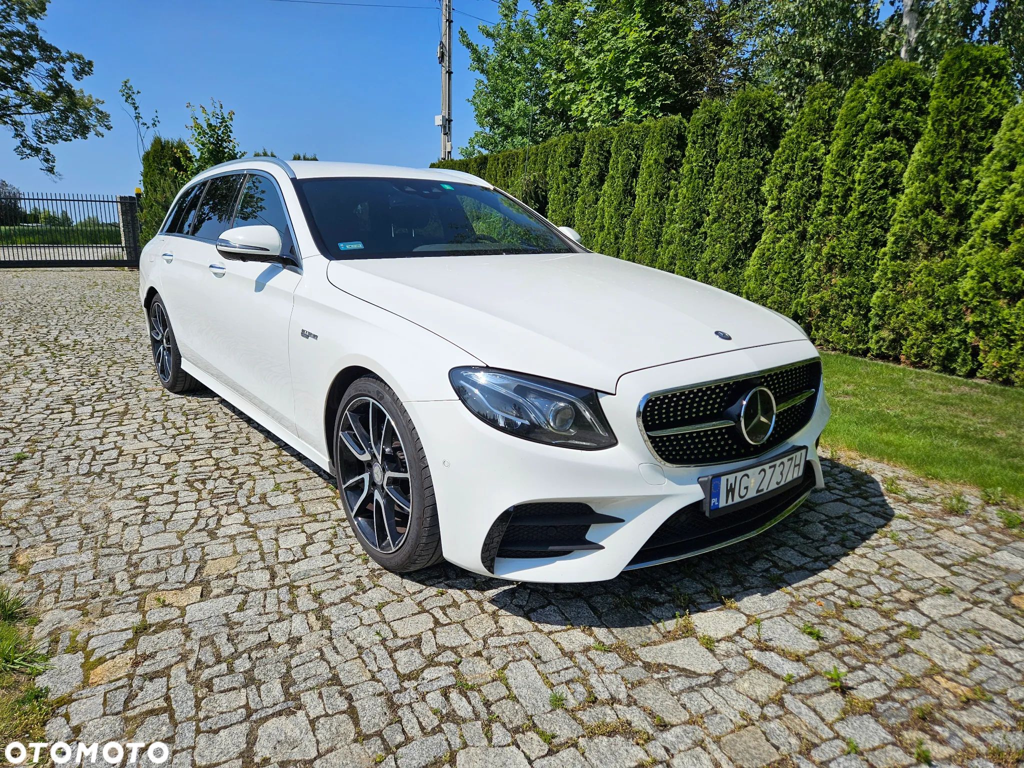 Mercedes-Benz Klasa E 220 d T 9G-TRONIC AMG Line - 1