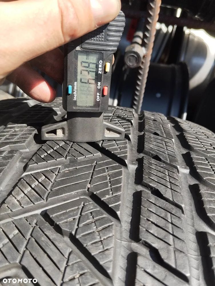 275 40 20 Pirelli Scorpion Winter 4szt Zima 106 V - 4