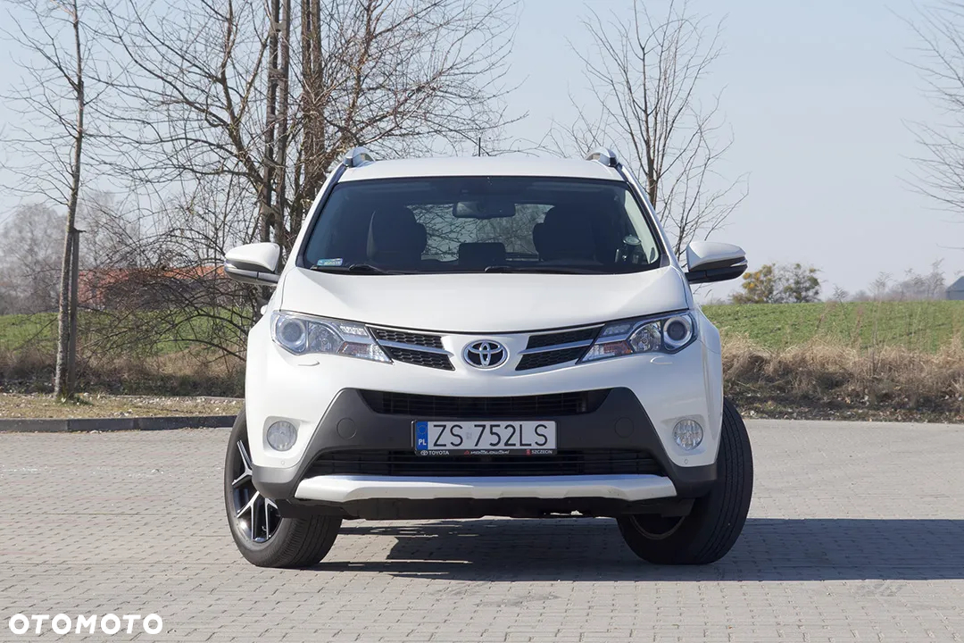 Toyota RAV4 2.0 Premium EU6 - 8