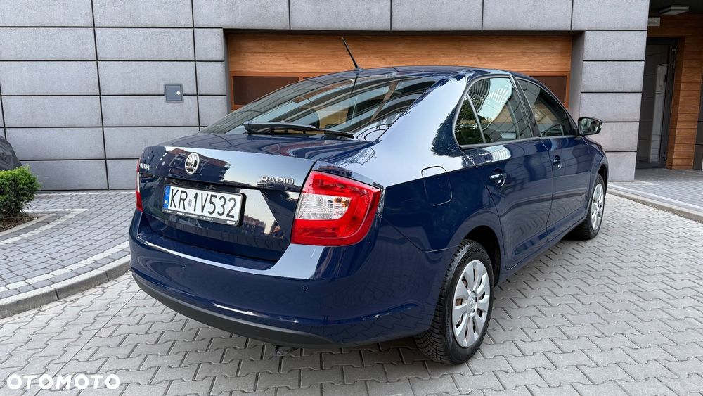 Skoda RAPID 1.2 TSI Ambition DSG - 3