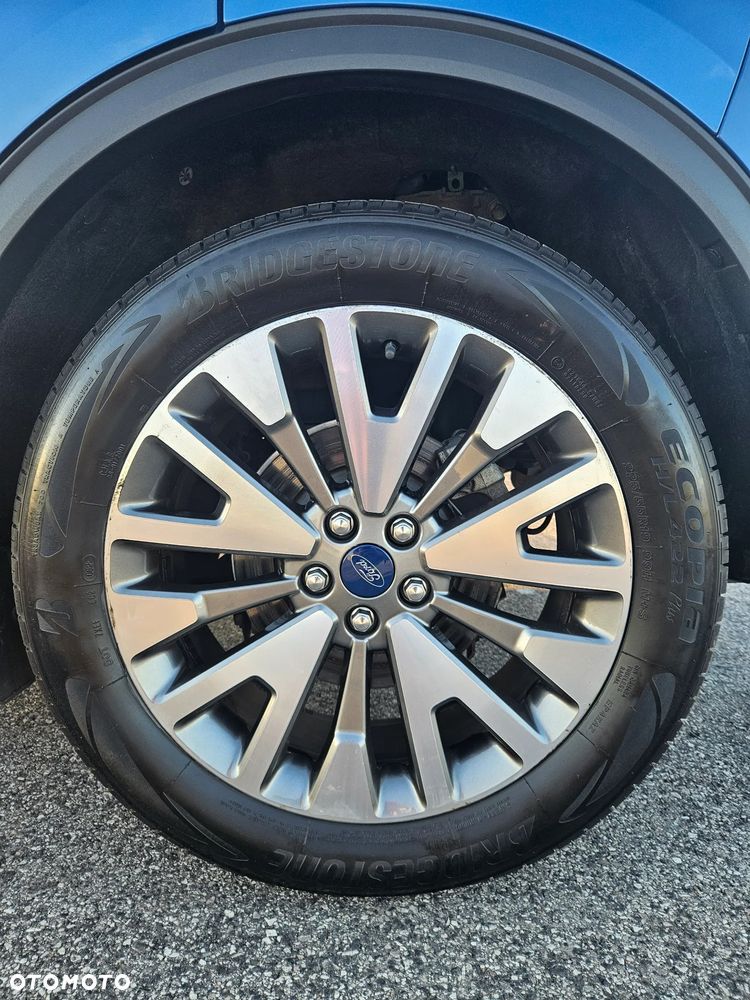 Ford Kuga 2.5 Duratec FHEV TITANIUM - 37