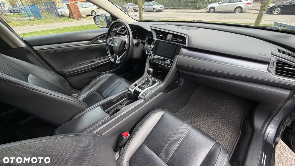 Honda Civic 1.5 T Executive - 12