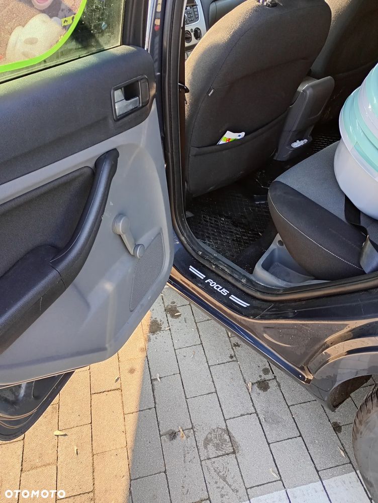 Ford Focus 1.6 TDCi Ghia - 5
