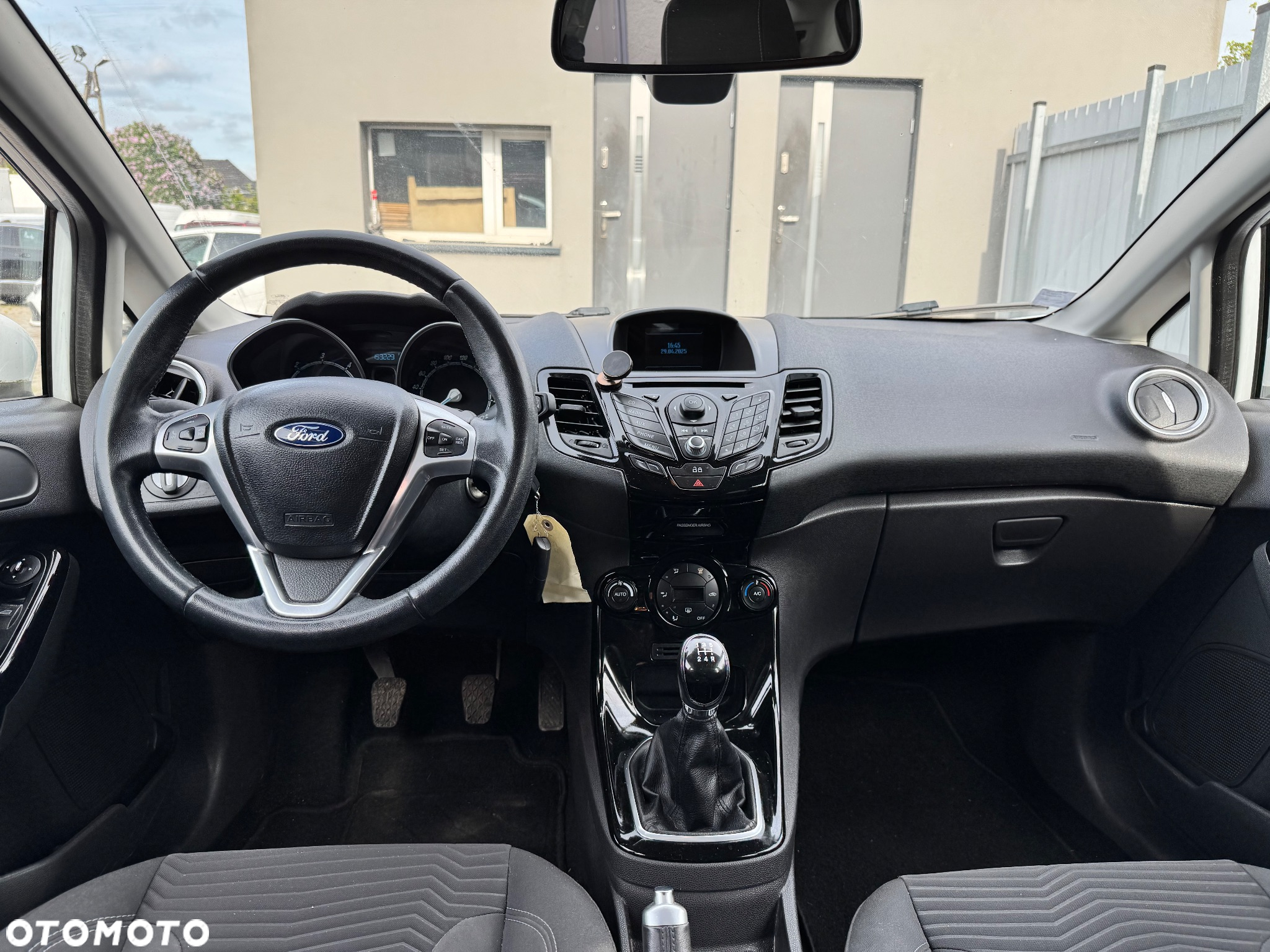 Ford Fiesta 1.6 TDCi DPF Platinium X - 10