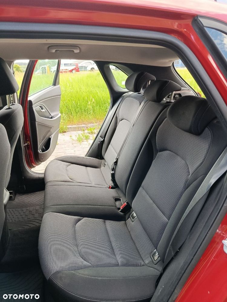 Hyundai i30 1.4 Classic + - 9