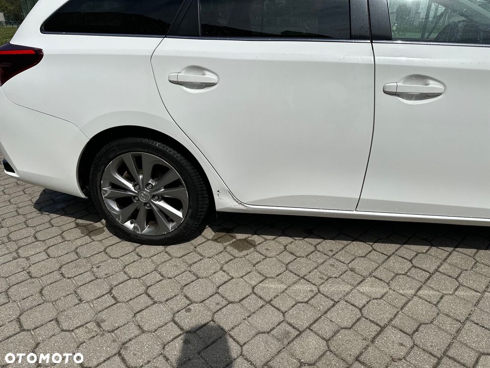 Toyota Auris - 5