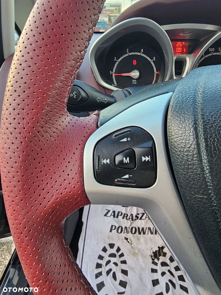 Ford Fiesta 1.4 Titanium - 23