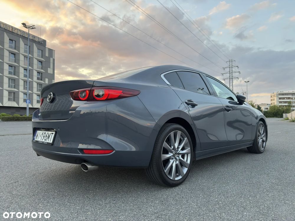 Mazda 3 - 8