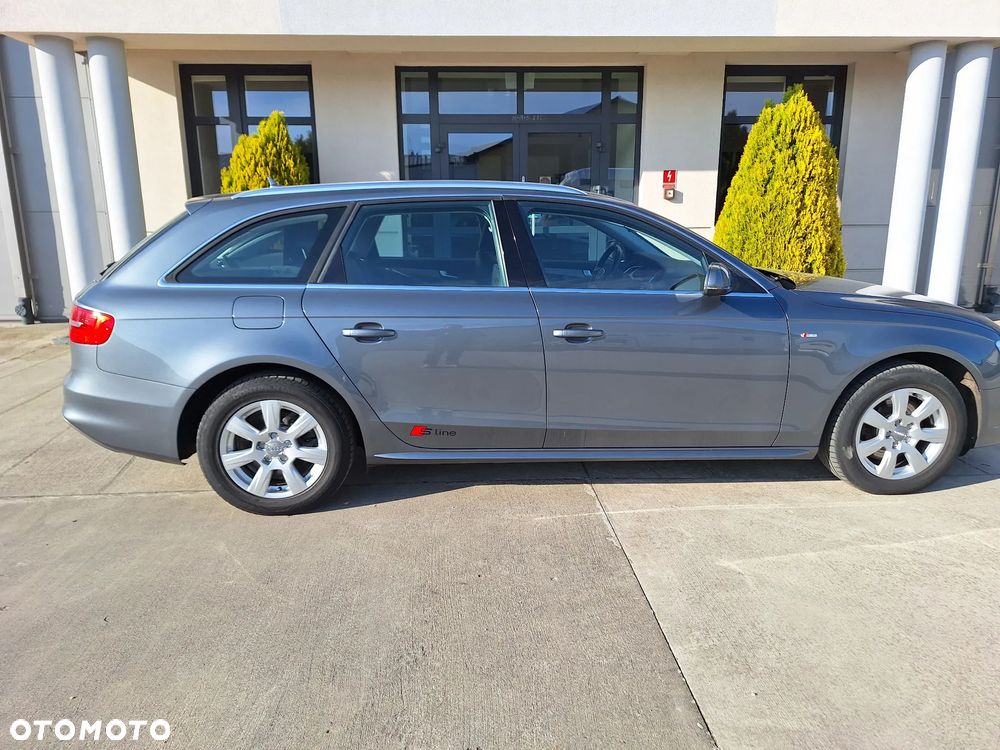 Audi A4 Avant 2.0 TDI DPF clean diesel quattro S tronic S line Sportpaket - 3