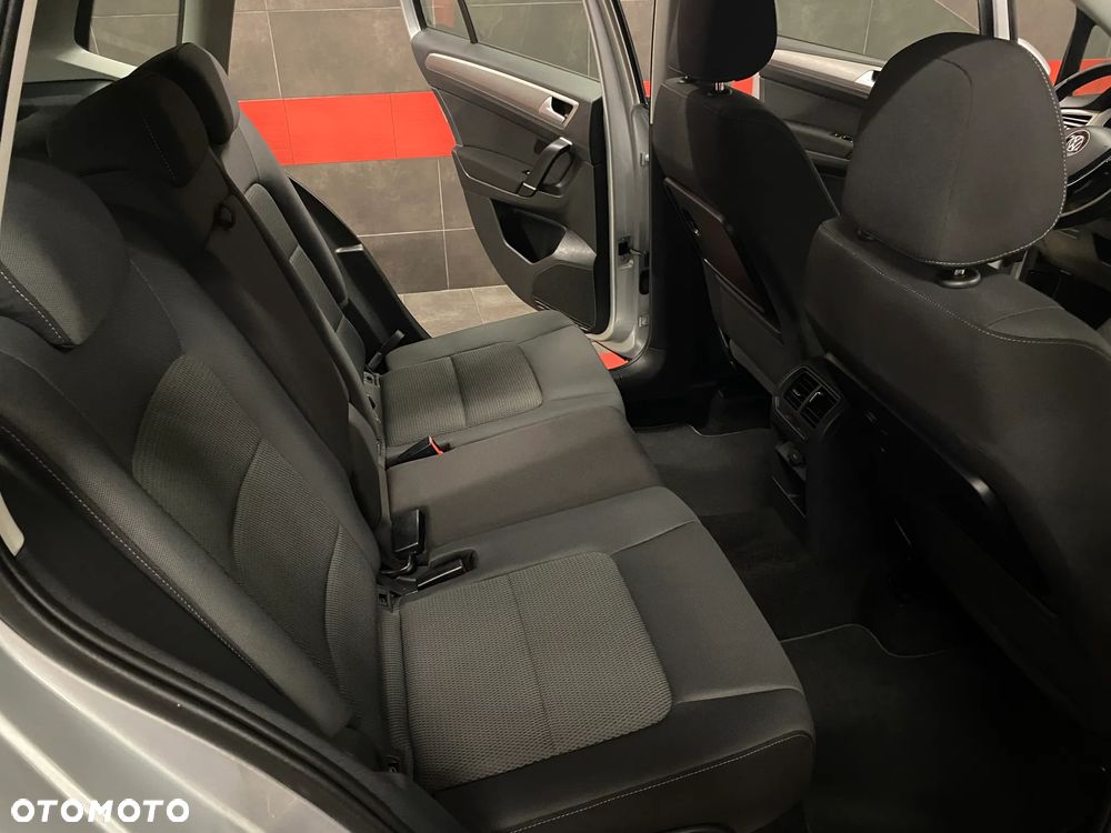 Volkswagen Golf Sportsvan - 12