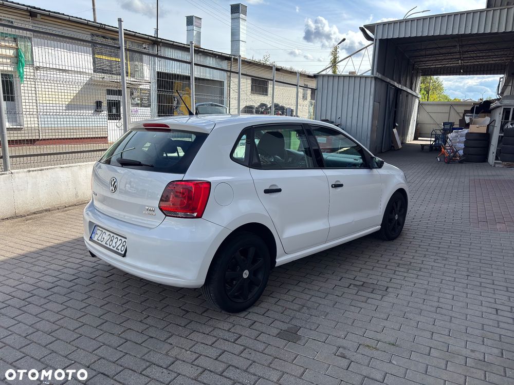 Volkswagen Polo - 7