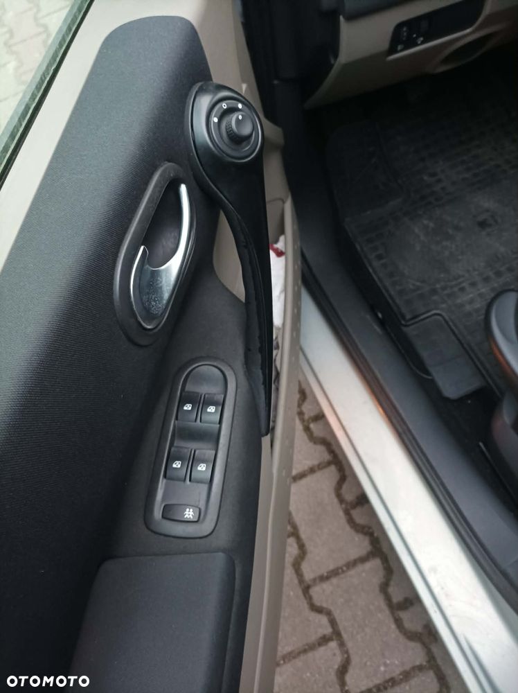 Renault Megane 1.5 dCi Confort Authentique - 11