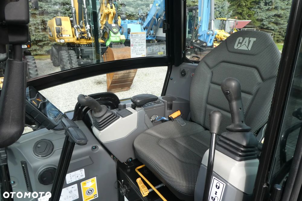 Caterpillar 302,7 Z NIEMIEC SPECIAL EDITION - 23
