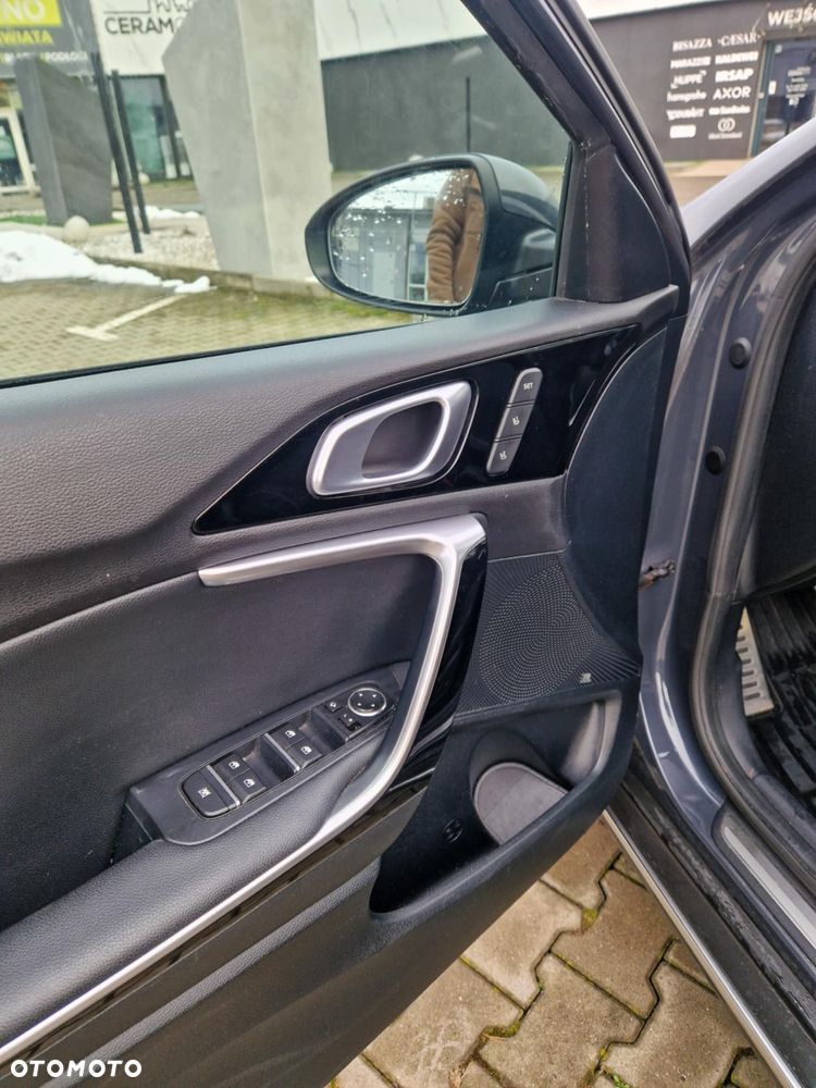 Kia XCeed 1.5 T-GDI XL - 20