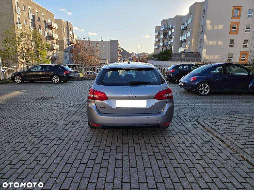 Peugeot 308 1.2 PureTech Allure Pack S&S - 6