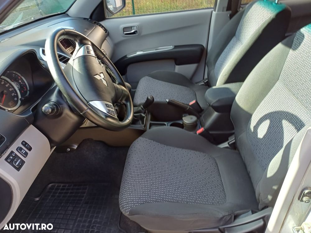 Mitsubishi L200 Pick Up 4x4 Invite Double Cab - 13