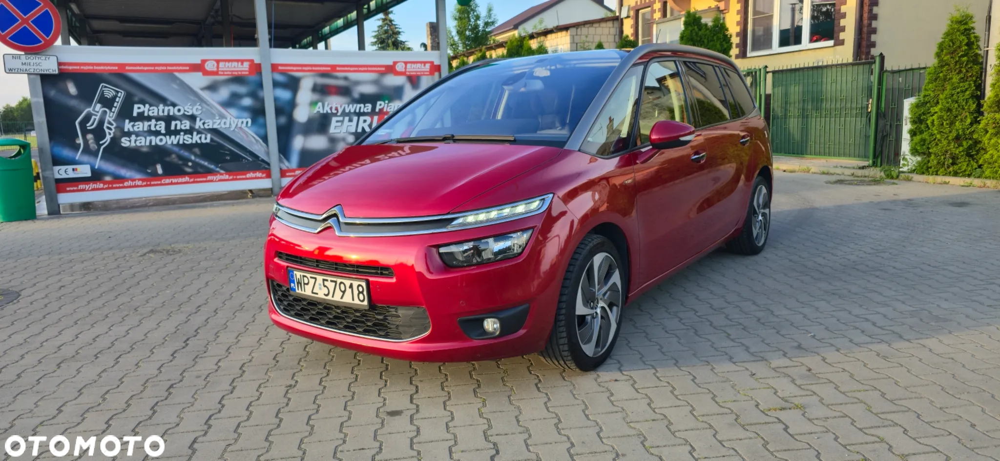 Volkswagen Touran - 19