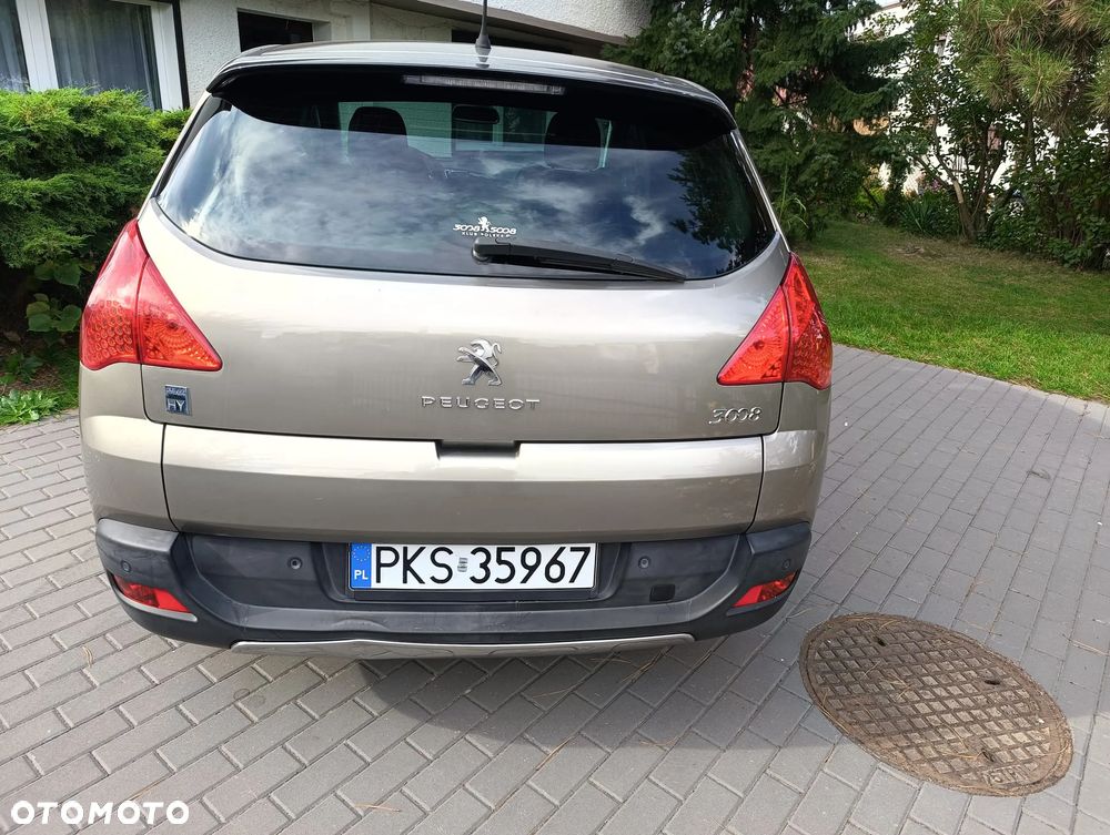Peugeot 3008 2.0 HDi HYbrid4 - 6