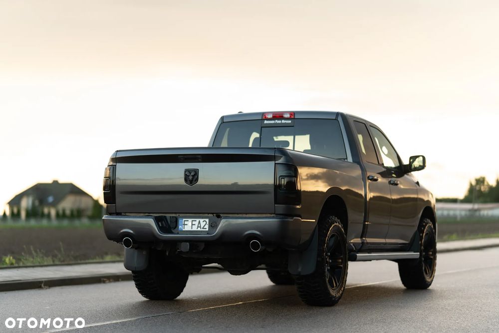 Dodge RAM 5.7 4x4 - 36