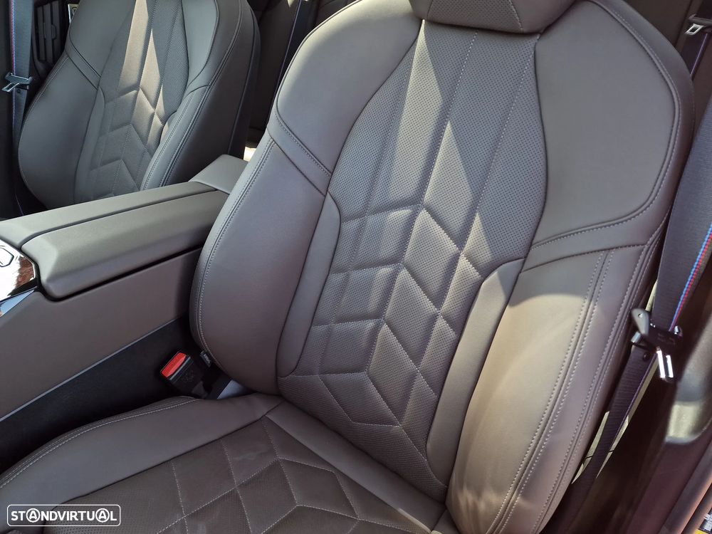 BMW 550 e xDrive Pack Desportivo M Pro - 14