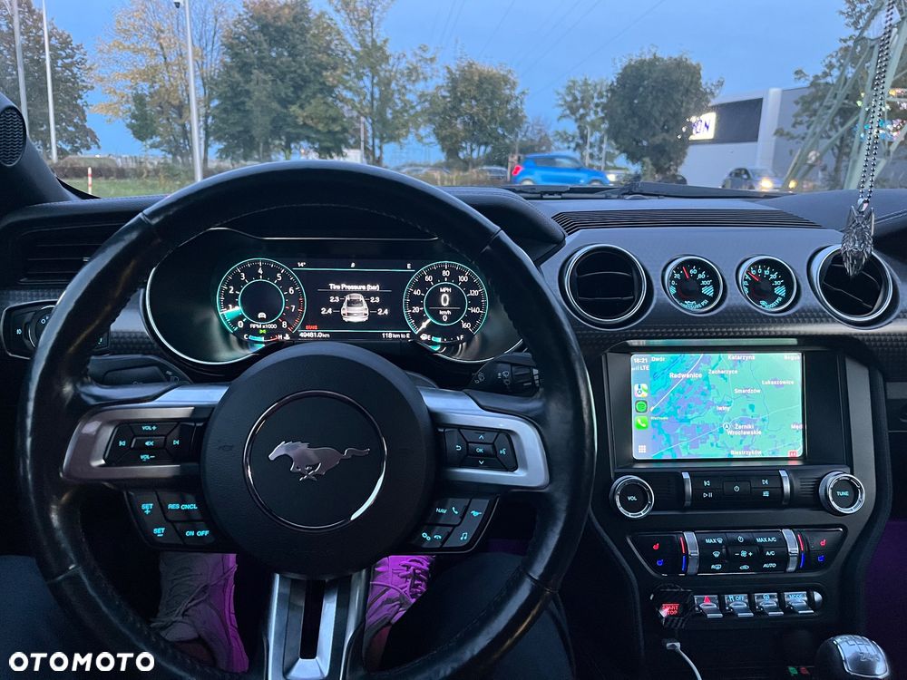 Ford Mustang 2.3 EcoBoost - 11