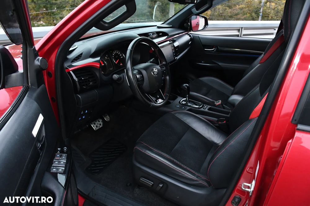 Toyota Hilux 4x4 Double Cab A/T Invincible - 11